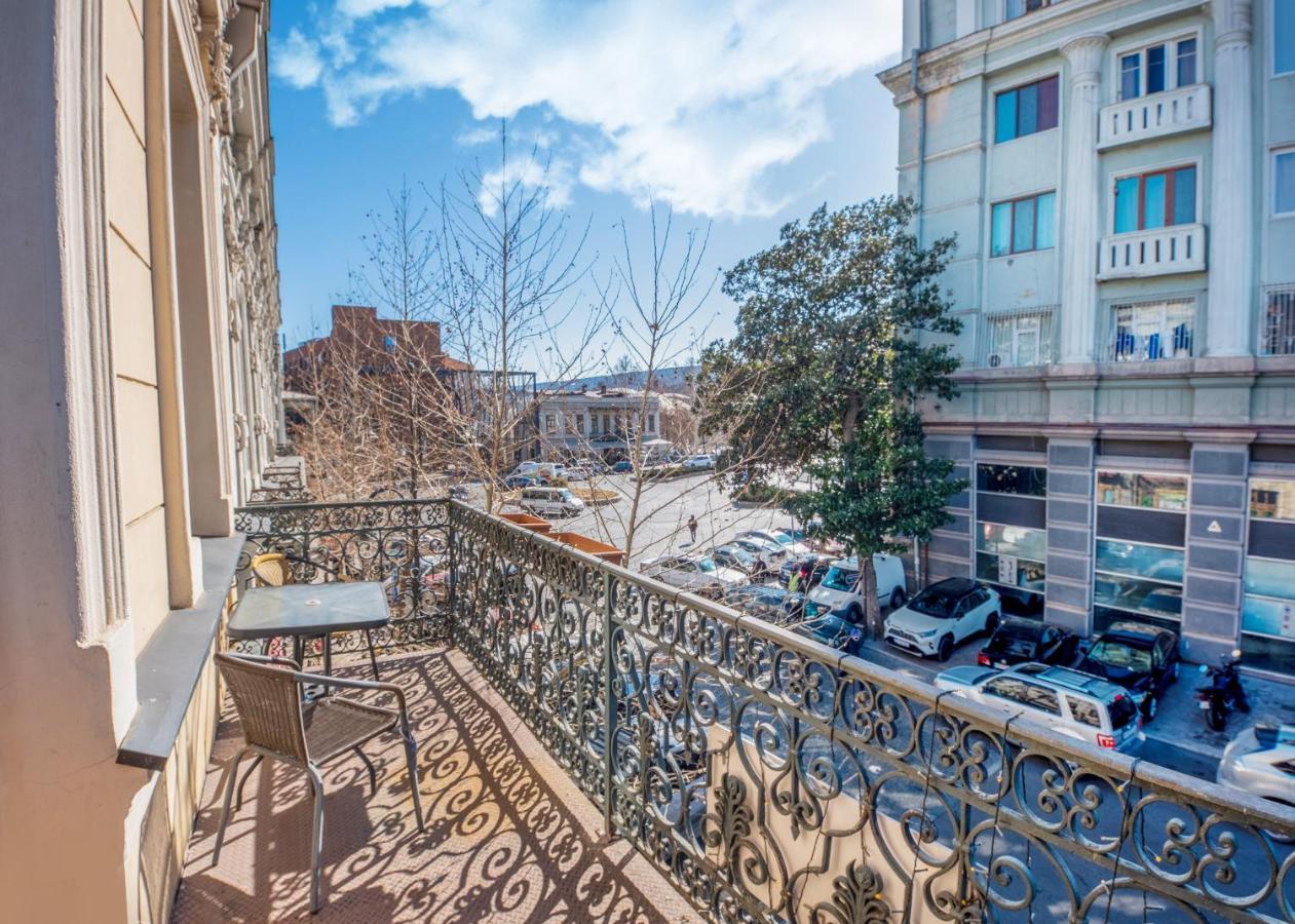 Vintage Hotel Тбилиси Экстерьер фото